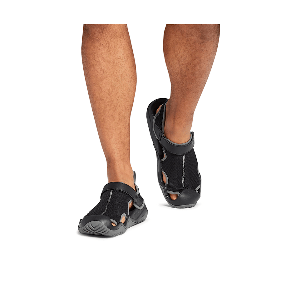 Crocs - Men’s Swiftwater™ Mesh Deck Sandal